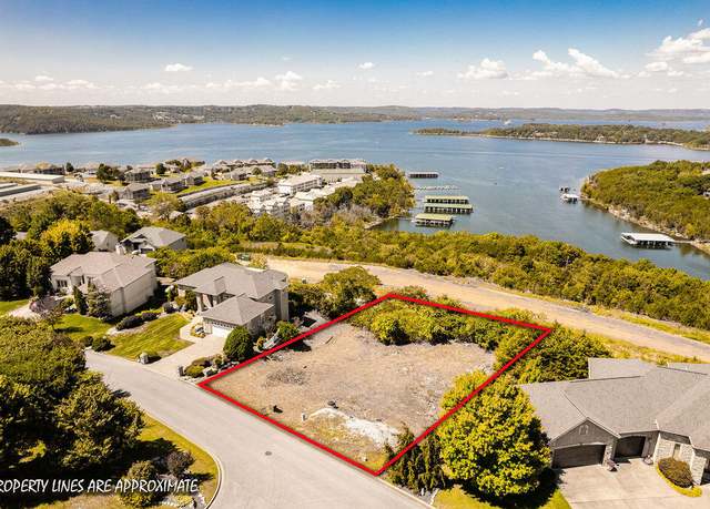 Property at 141 Split Rock Dr, Hollister, MO 65672