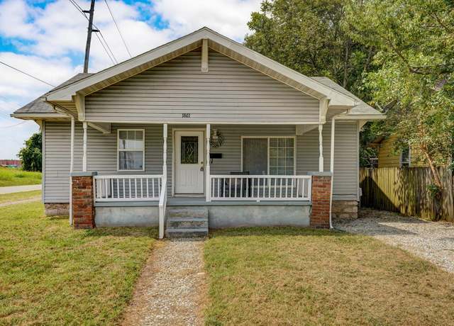 Property at 1861 N Benton Ave, Springfield, MO 65803, 2 beds, 1.5 baths