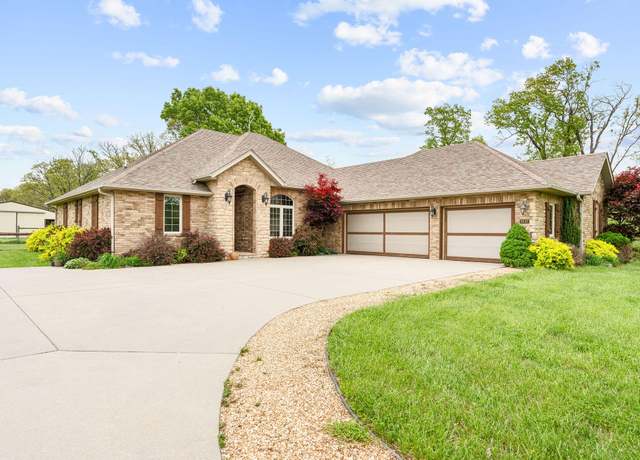 Property at 8247 E Farm Road 112, Strafford, MO 65757, 3 beds, 2 baths
