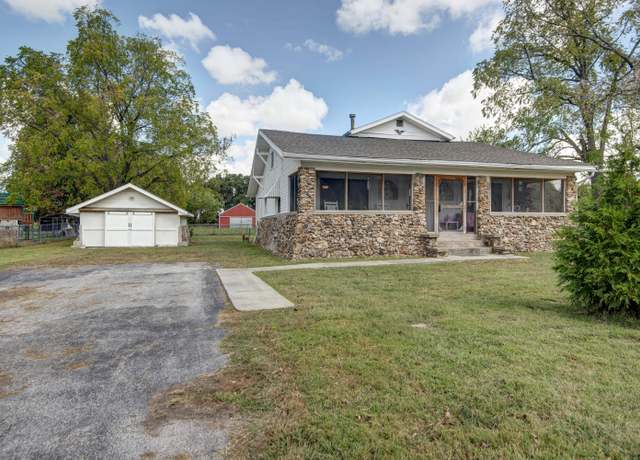 Property at 4359 W 3rd St, Battlefield, MO 65619, 2 beds, 1 bath