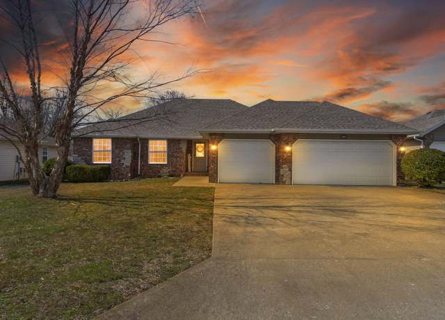 Property at 3947 S El Susan Ave, Springfield, MO 65807, 4 beds, 2 baths