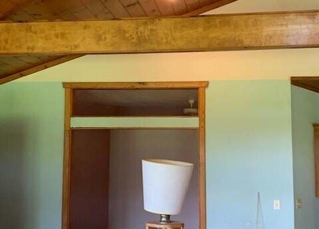 Property at 28 Danbury Ln, Elkland, MO 65644, 3 beds, 2 baths