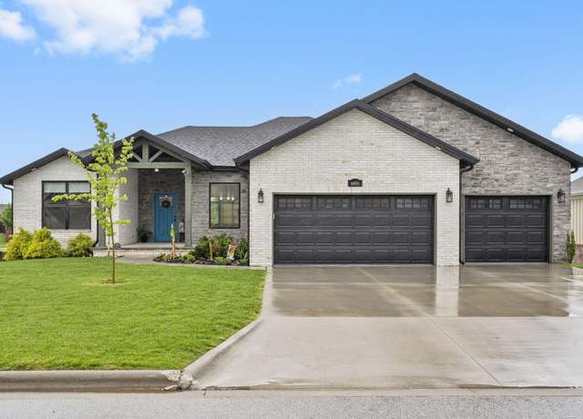 Property at 685 N Fox Hill Cir, Nixa, MO 65714, 5 beds, 3 baths
