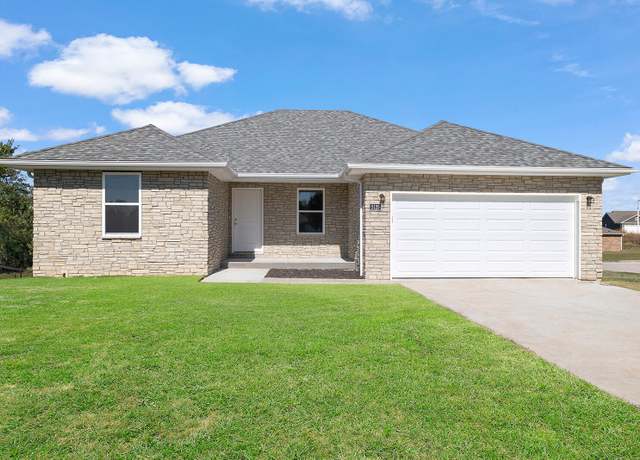 Property at 2125 S Mesa Dr, Bolivar, MO 65613, 5 beds, 3 baths