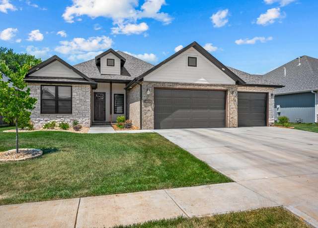 Property at 4855 S Aaron Ave, Springfield, MO 65810, 3 beds, 2 baths