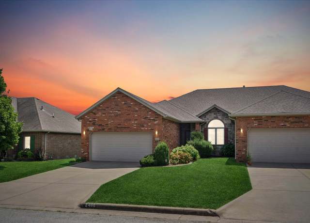 Property at 2400 W Deerbrooke Trl, Ozark, MO 65721, 3 beds, 2 baths