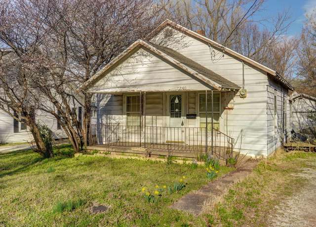Property at 2140 N Roosevelt Ave, Springfield, MO 65803, 2 beds, 1 bath