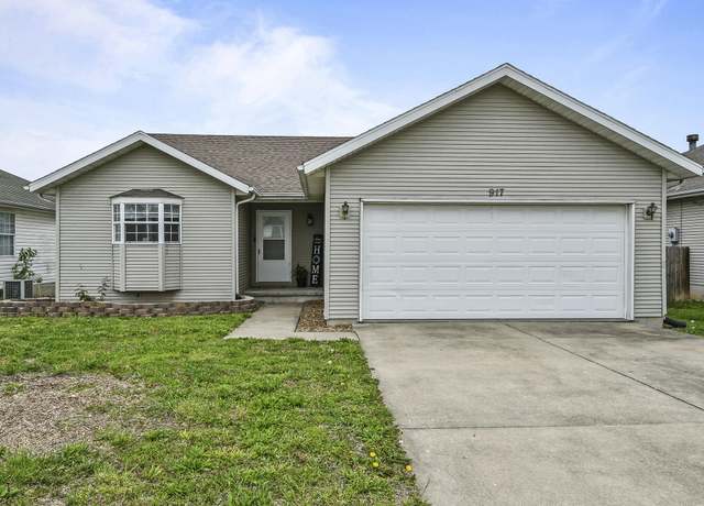 Property at 917 W Birch St, Nixa, MO 65714, 3 beds, 2 baths