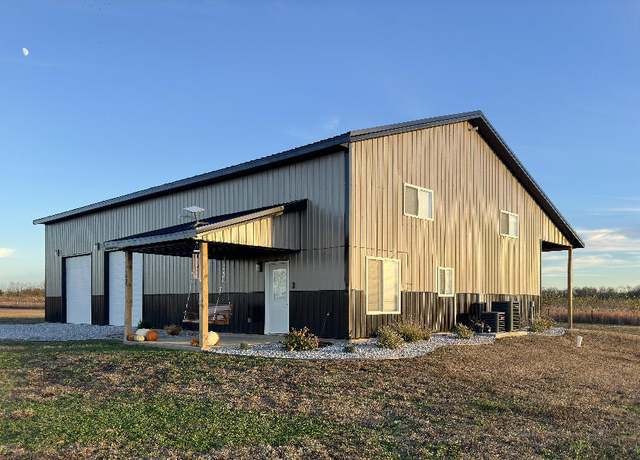 Property at 16095 Lawrence 1104, Mt Vernon, MO 65712, 3 beds, 2.5 baths