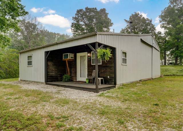 Property at 2789 State Highway Uu, Chadwick, MO 65629, 3 beds, 2 baths