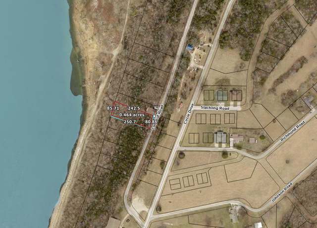 Property at 1 Lookout Dr, Forsyth, MO 65653