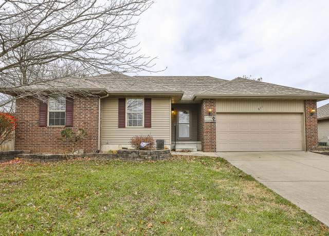 Property at 611 S Eastridge, Nixa, MO 65714, 3 beds, 2 baths