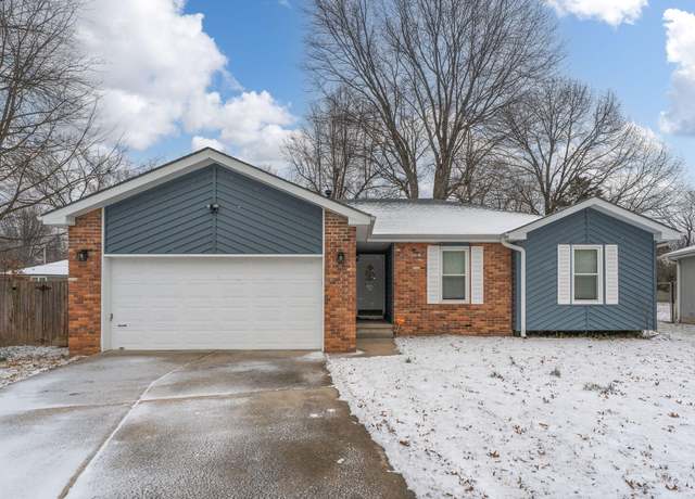 Property at 3419 W Regal Ct, Springfield, MO 65807, 3 beds, 2 baths