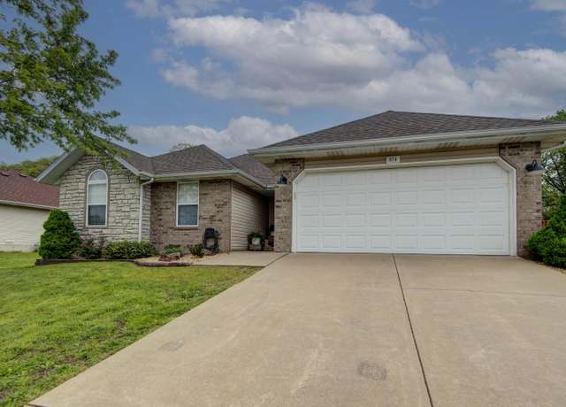 Property at 974 S Redwood St, Nixa, MO 65714, 3 beds, 2 baths