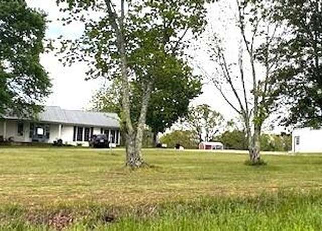 Property at 2303 Highway W, Summersville, MO 65571, 3 beds, 3 baths