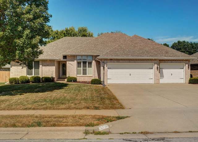 Property at 4648 S Warren Ave, Springfield, MO 65810, 3 beds, 2 baths