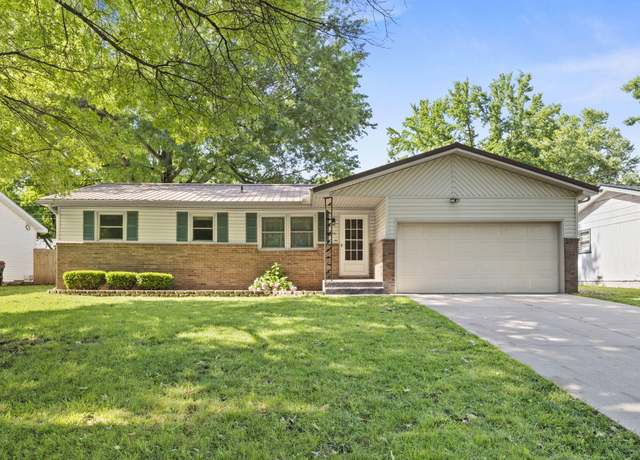 Property at 830 W Morningside St, Springfield, MO 65807, 3 beds, 1 bath