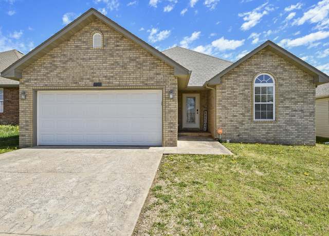Property at 708 S Casa Grande Ave, Springfield, MO 65802, 3 beds, 2 baths