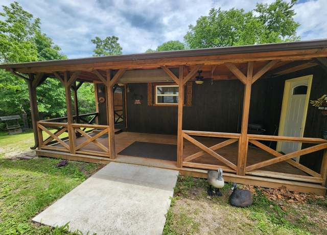 Property at 24665 Reynards Cir, Pittsburg, MO 65724, 2 beds, 1.5 baths