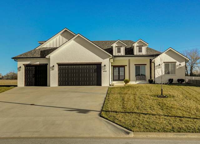 Property at 4792 E Whitman Rd, Springfield, MO 65802, 4 beds, 3.5 baths