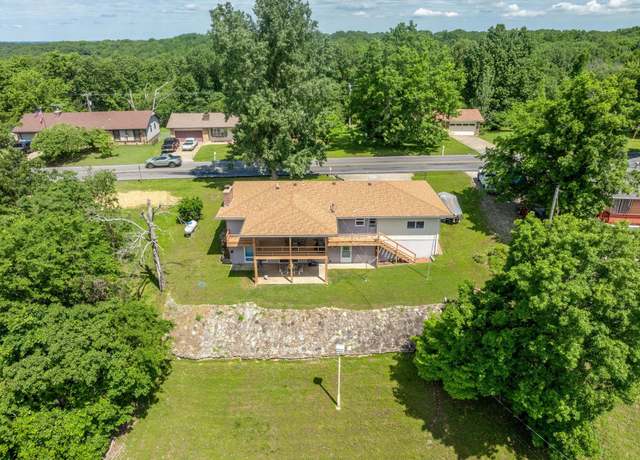 Property at 39 James River Rd, Kimberling, MO 65686, 3 beds, 2 baths