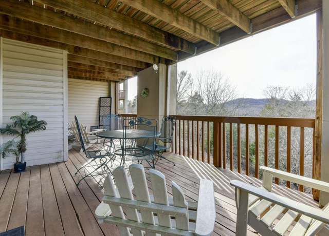Property at 5 Woodpecker Ln #2, Branson, MO 65616, 2 beds, 2 baths