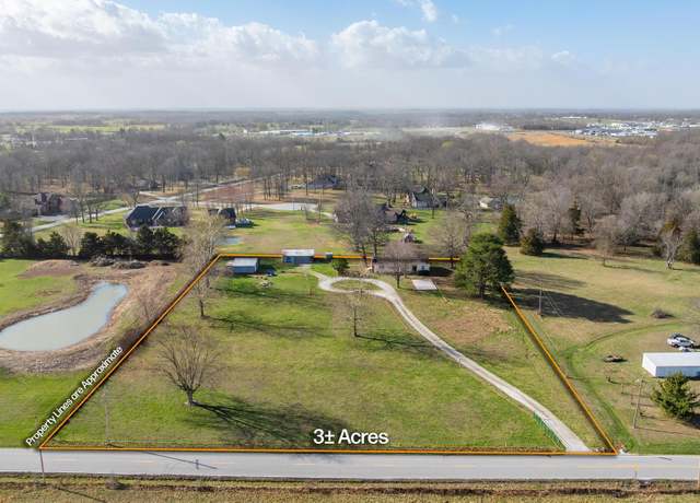 Property at 6570 E Farm Road 94, Strafford, MO 65757, 3 beds, 3 baths
