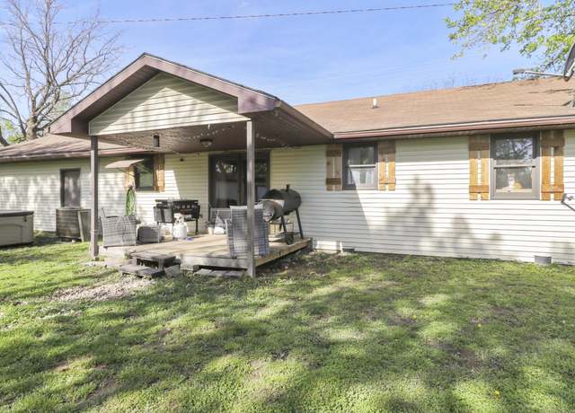 Property at 402 Lake, Mountain Grove, MO 65711, 2 beds, 2 baths