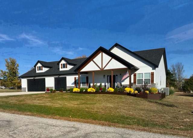 Property at 102 Apple Cider Ln, Camdenton, MO 65020, 4 beds, 3 baths