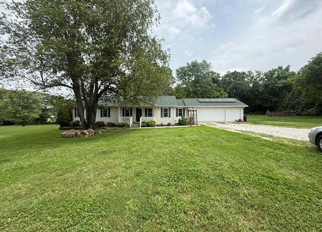 Property at 9784 Private Road 7291, Pottersville, MO 65790, 3 beds, 2 baths
