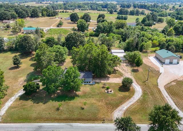 Property at 248 Charles Rd, Billings, MO 65610, 3 beds, 2.5 baths
