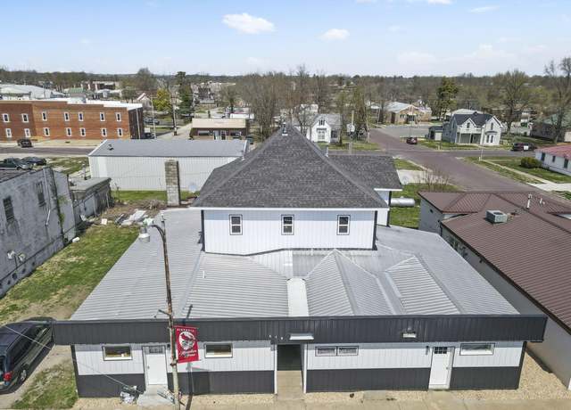 Property at 319 E 1st St, Mountain Grove, MO 65711, 8 beds