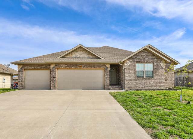 Property at 2415 E Mission St, Republic, MO 65738, 3 beds, 2 baths