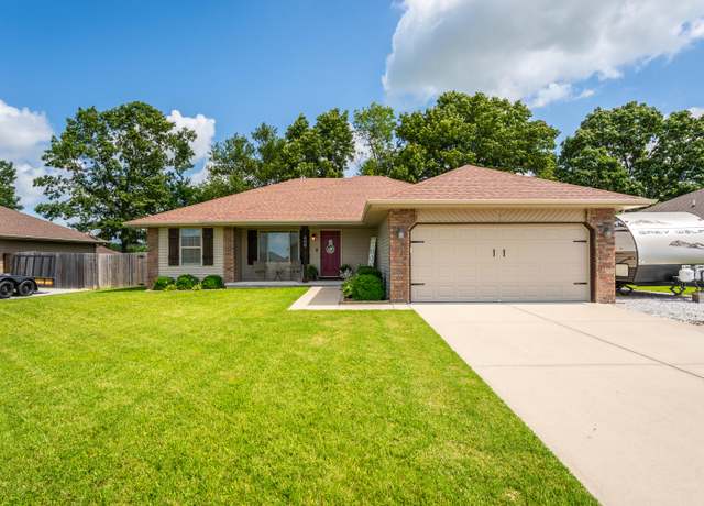 Property at 409 Bradford Pear, Clever, MO 65631, 4 beds, 2 baths