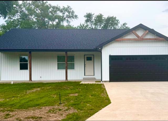 Property at 415 W Ramsey, Buffalo, MO 65622, 3 beds, 2 baths