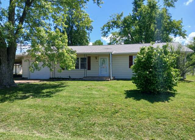 Property at 1101 Presley Dr, Cassville, MO 65625, 3 beds, 1 bath