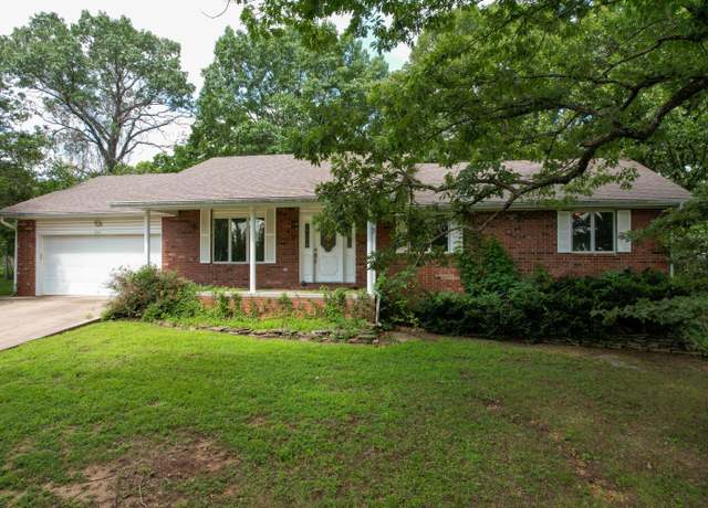 Property at 234 River Bluff Dr, Branson, MO 65616, 3 beds, 2 baths