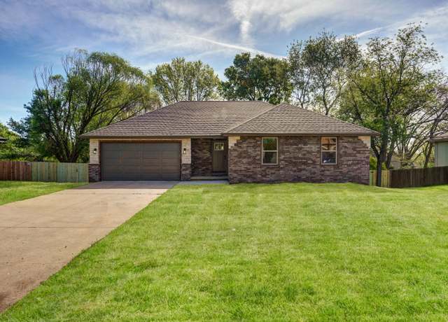 Property at 5828 S Kimbrough Ave, Springfield, MO 65810, 4 beds, 2.5 baths