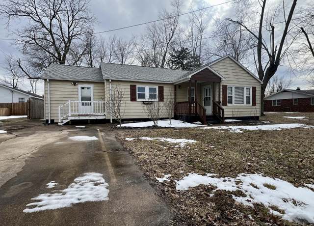 Property at 306 E 13th St, Mountain Grove, MO 65711, 3 beds, 2 baths