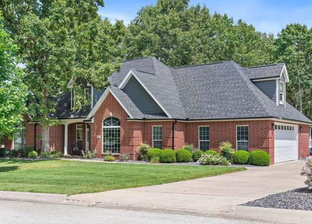 Property at 190 Windy Ridge Dr, Hollister, MO 65672, 3 beds, 2 baths