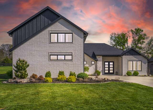 Property at 4615 Forest Trails Dr, Springfield, MO 65809, 4 beds, 3.5 baths