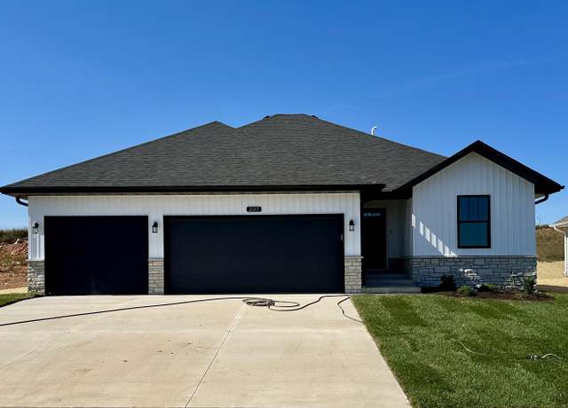 Property at 824 S Ridgemont Dr Lot 144, Nixa, MO 65714, 3 beds, 2 baths