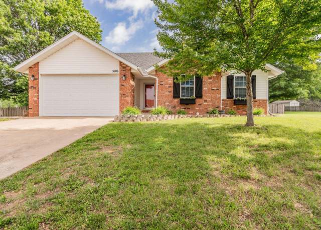 Property at 5206 N Annodale Ct, Ozark, MO 65721, 3 beds, 2 baths