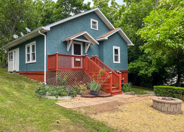 Property at 1025 Woodland Ave, West Plains, MO 65775, 3 beds, 2 baths
