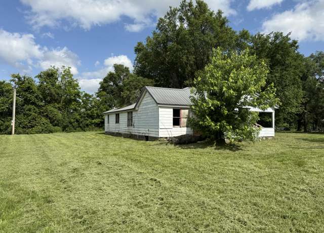 Property at 10405 E 5th St, Butterfield, MO 65625, 3 beds, 1 bath