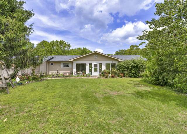 Property at 335 State Hwy 265, Hollister, MO 65672, 3 beds, 2.5 baths