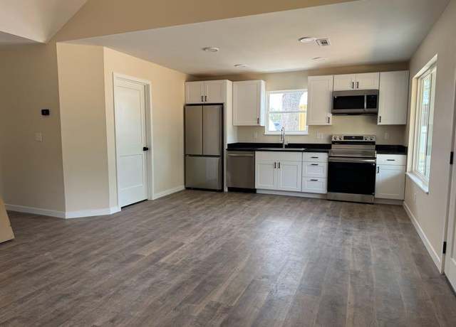 Property at 2012 State Highway H, Lampe, MO 65681, 2 beds, 2 baths