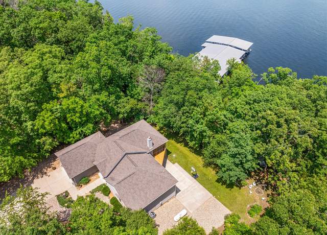 Property at 159 Oak Tree Point Ln, Shell Knob, MO 65747, 4 beds, 3 baths