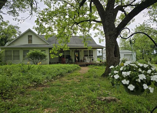 Property at 3590 County Road 7140, West Plains, MO 65775, 4 beds, 2 baths