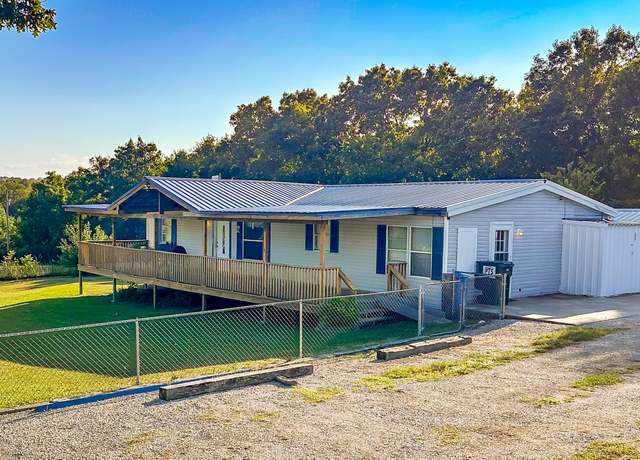 Property at 5545 Highway Bb, Hartville, MO 65667, 2 beds, 1.5 baths